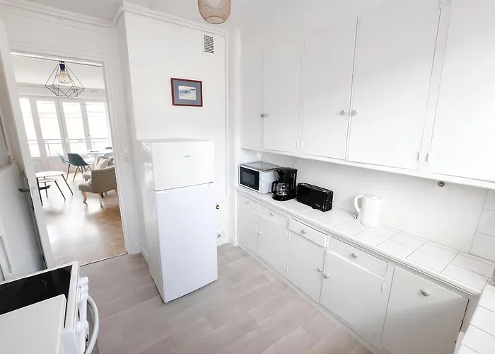 Theatre Des Arts Centre Linges Et Menage